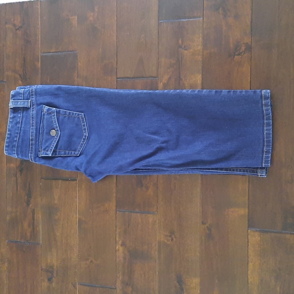 Ann Taylor Slim Fit Denim Capri 6